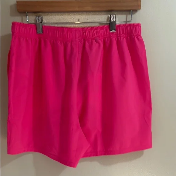 Gymshark Pink Shorts - Size Large - NWT - Picture 6 of 9